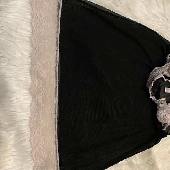 Marilyn Monroe Sexy Black Lacey Lingerie - Picture 3 of 5